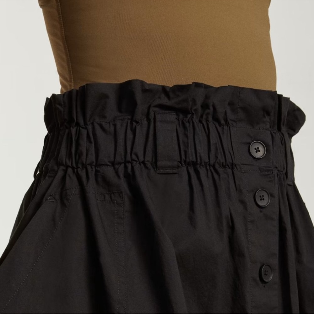 Everlane The Easy Button-Front Skirt in Black - Picture 4 of 11